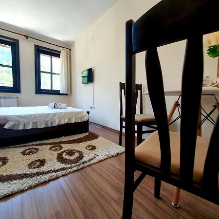 Hotel Slavova Krepost 3*