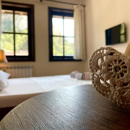 Slavova Krepost Hotell