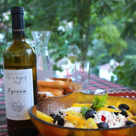 Slavova Krepost 3* Melnik (Blagoevgrad)