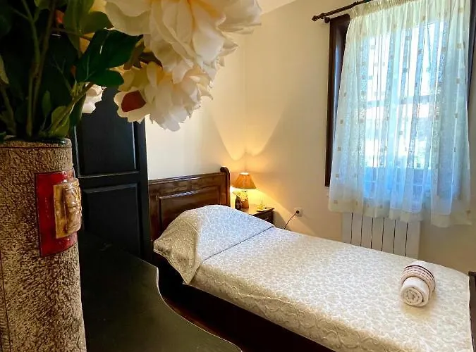 Slavova Krepost Hotel