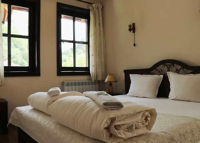 Slavova Krepost Hotel 3*